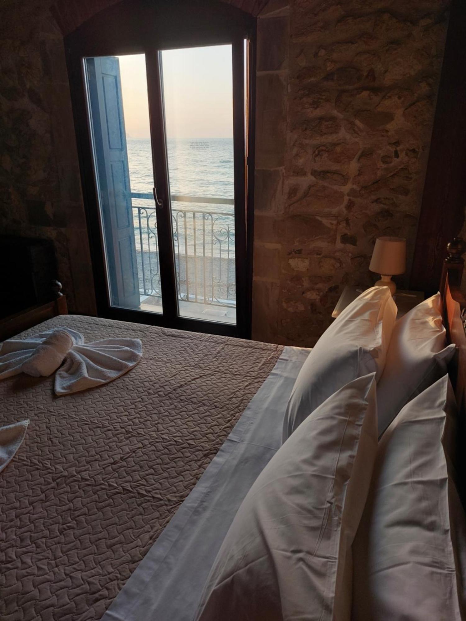 Volakas Beachfront Suites Rethimno Eksteriør billede